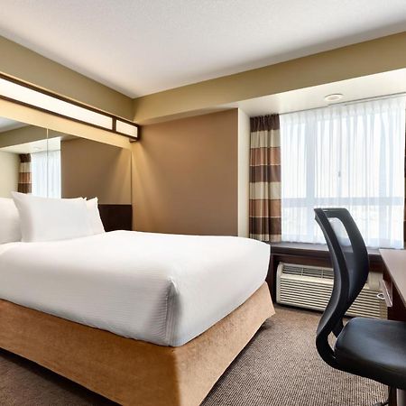 Microtel Inn & Suites By Wyndham Estevan Dış mekan fotoğraf