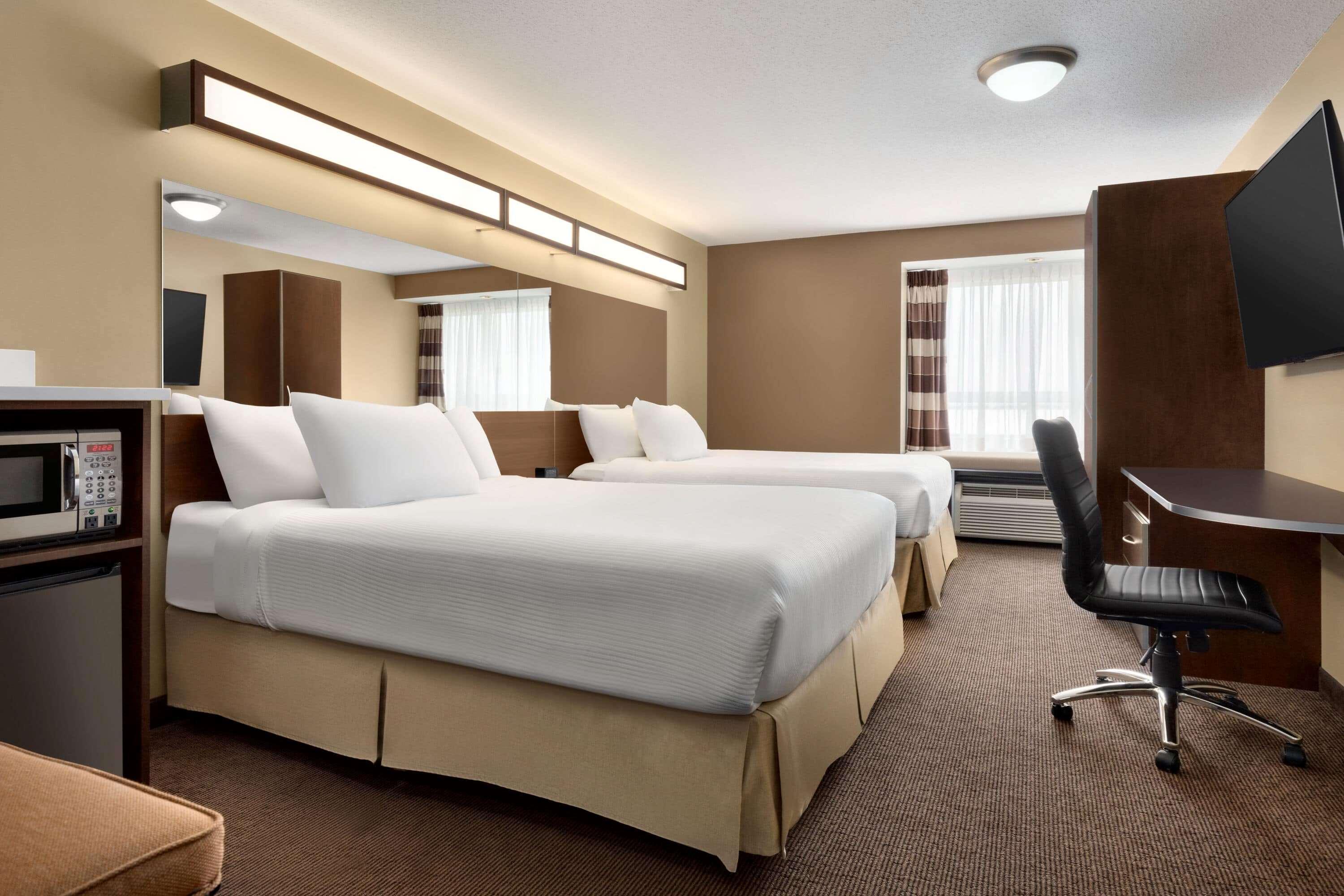 Microtel Inn & Suites By Wyndham Estevan Dış mekan fotoğraf