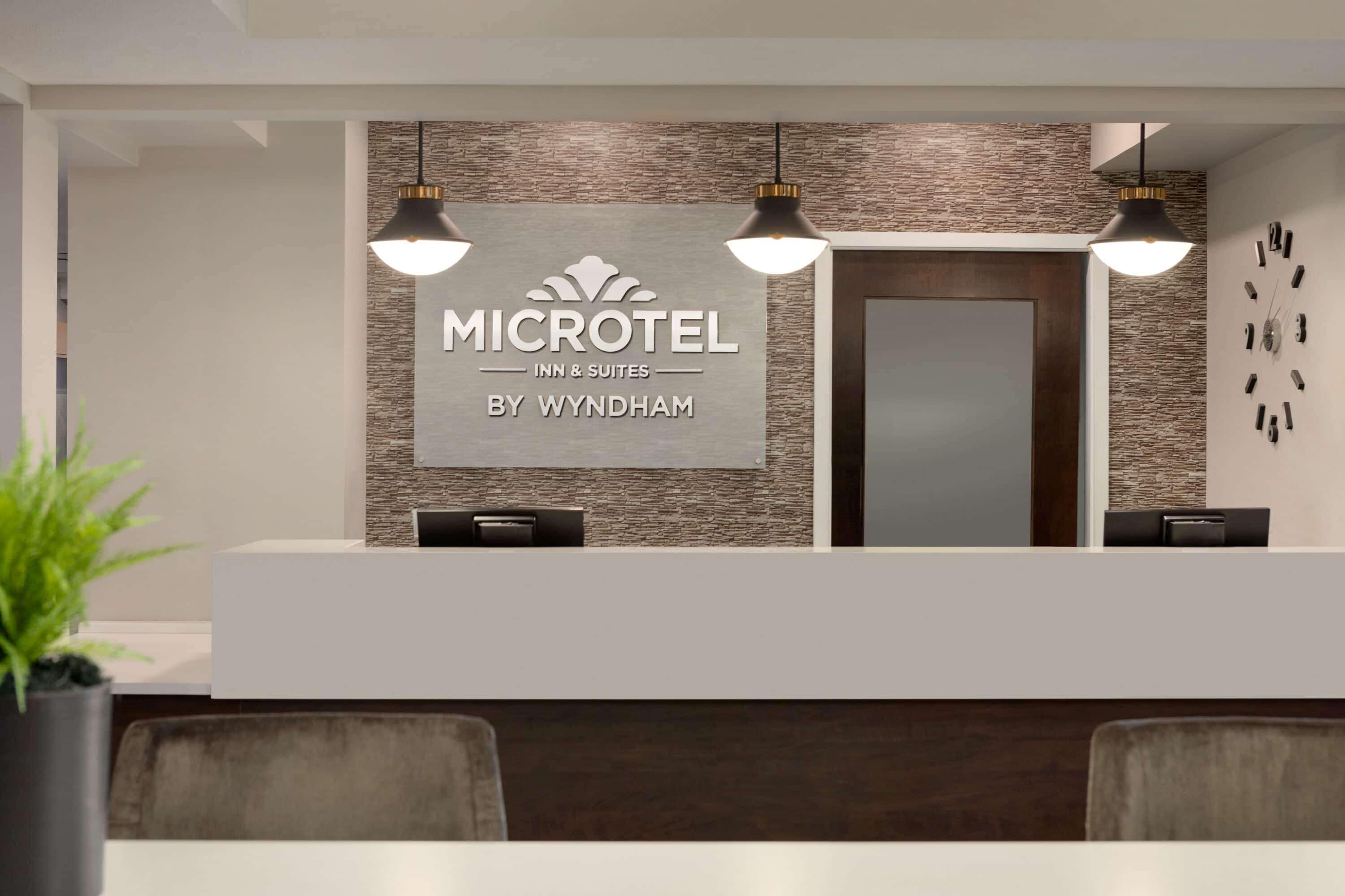 Microtel Inn & Suites By Wyndham Estevan Dış mekan fotoğraf