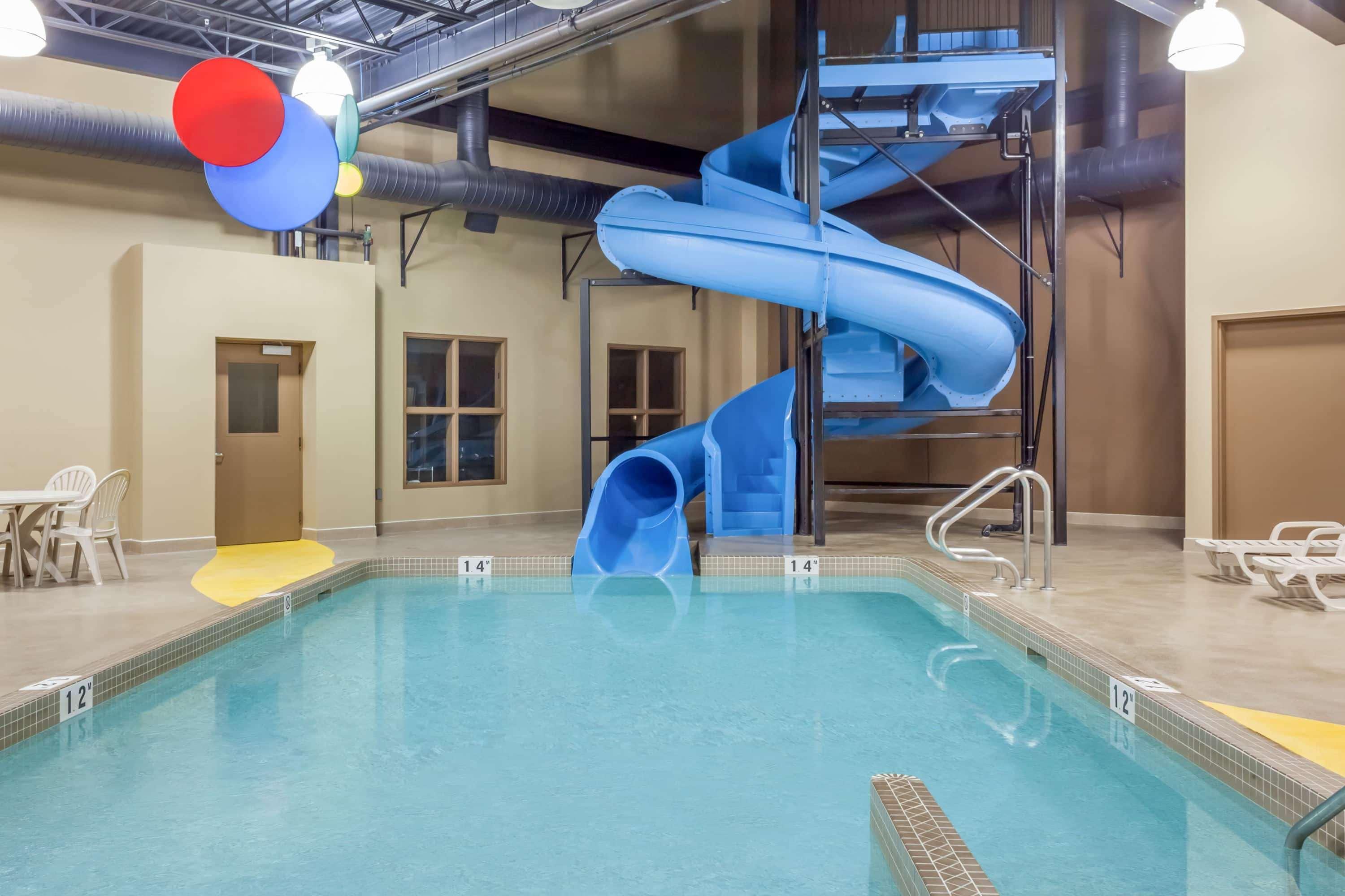 Microtel Inn & Suites By Wyndham Estevan Dış mekan fotoğraf